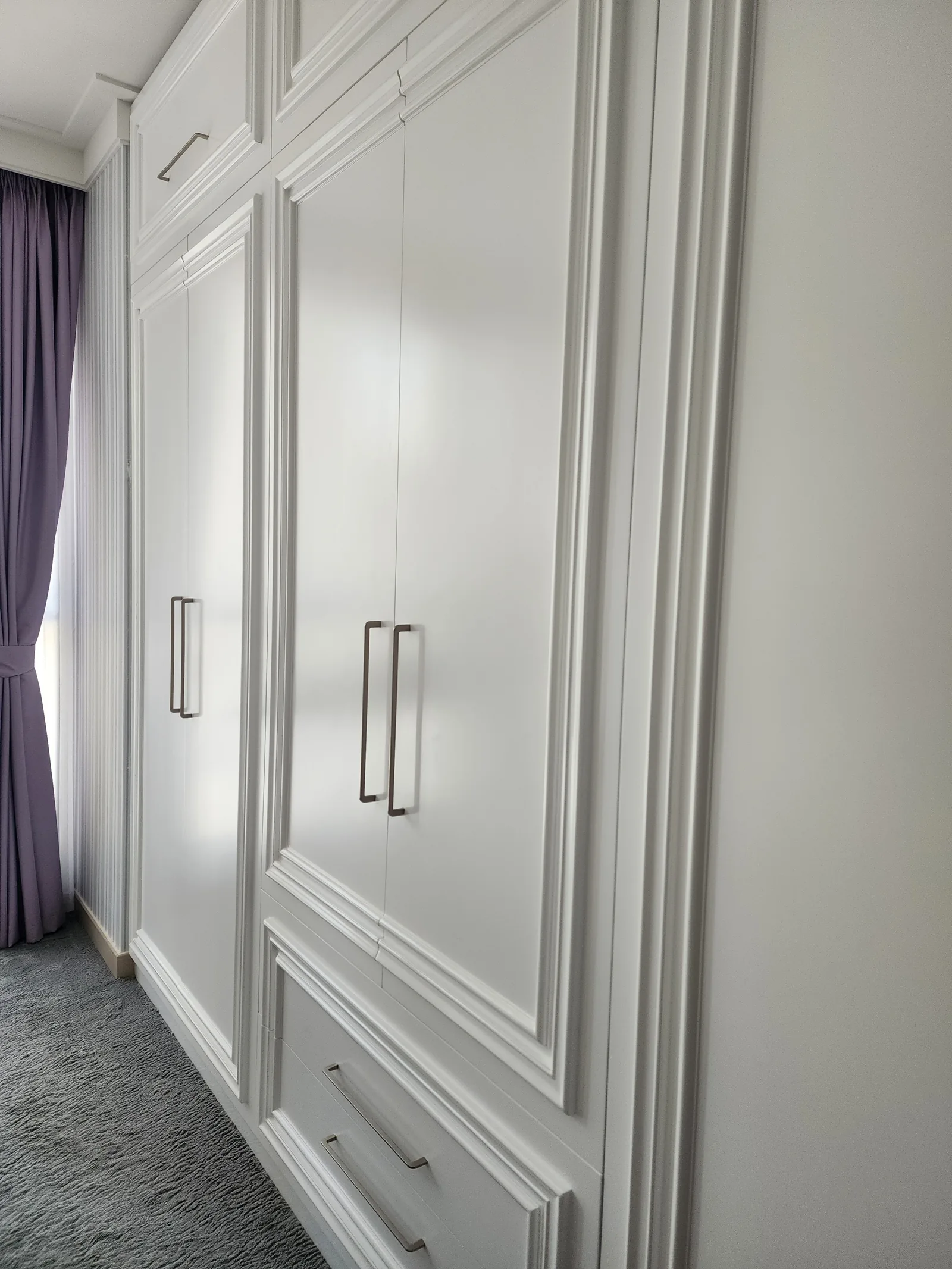 Panel moulding and handle detail.