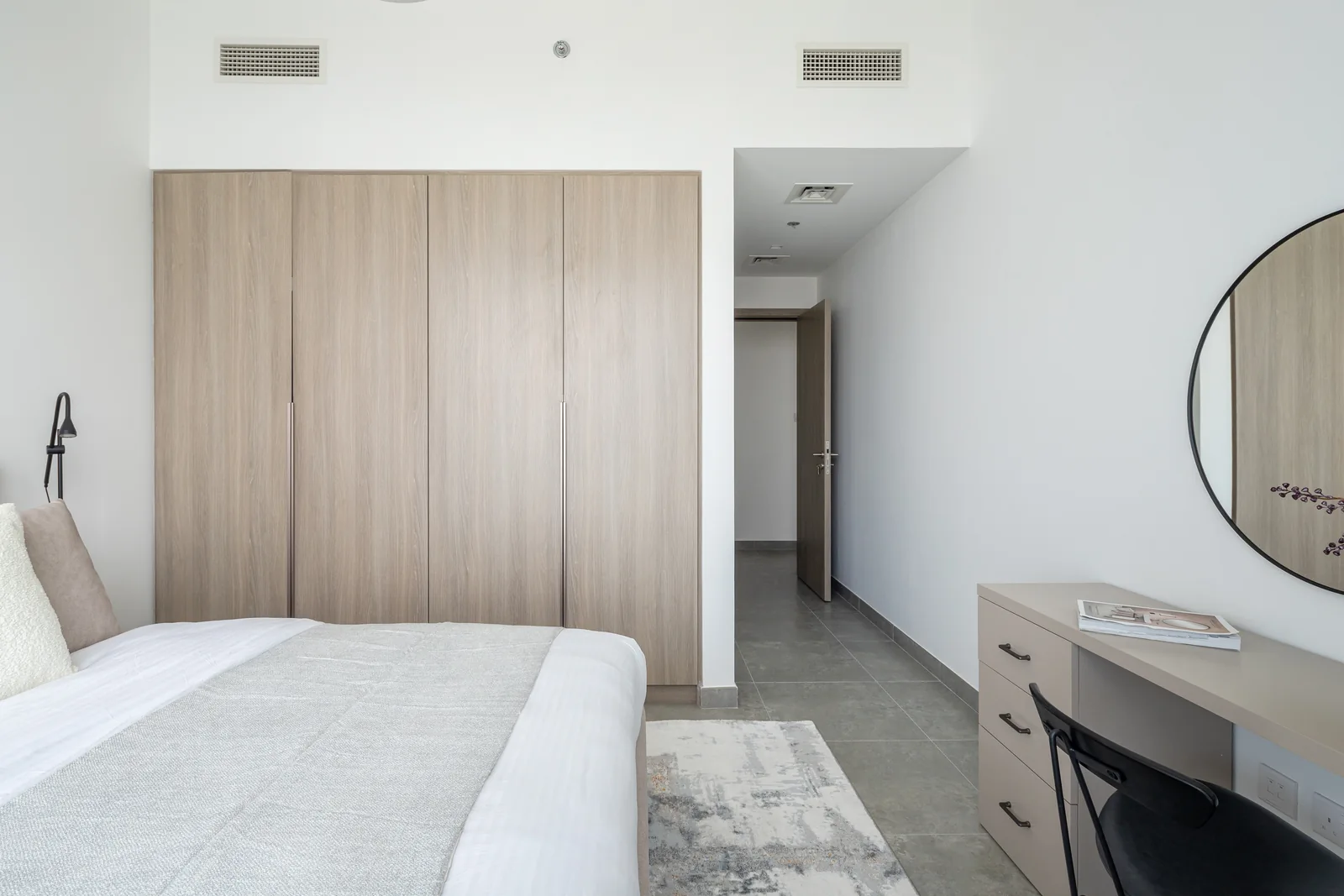 Second-bedroom wardrobe and vanity.